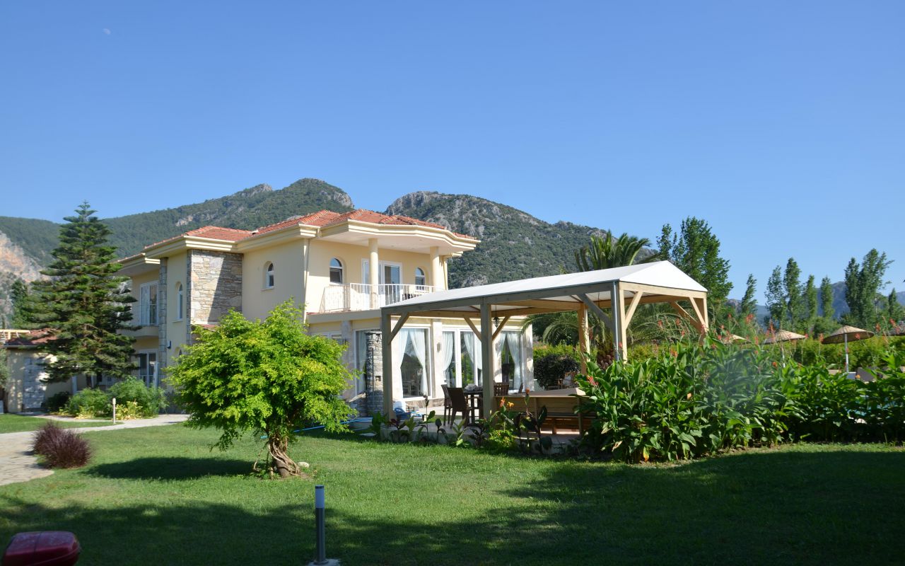 Sultan Villa