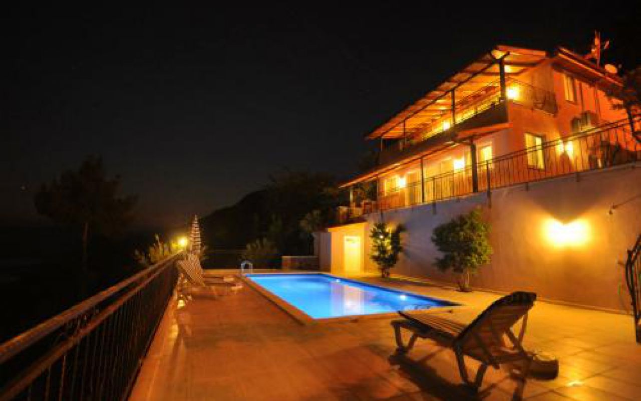 Villa Ceren