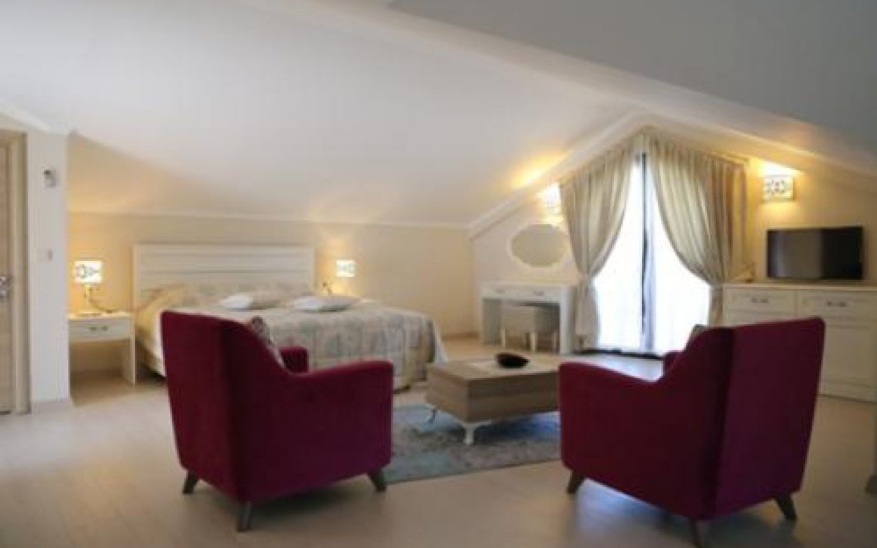 Harmony Villa West