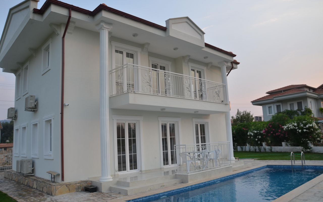 VILLA ARAL
