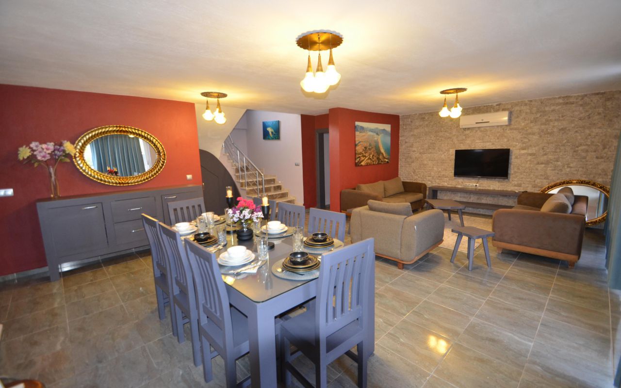 Tulip Palace Villa