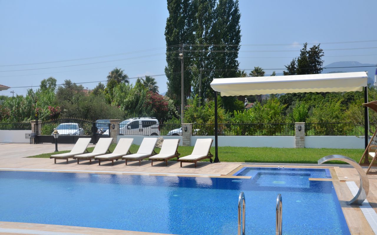 Kiparis Villa