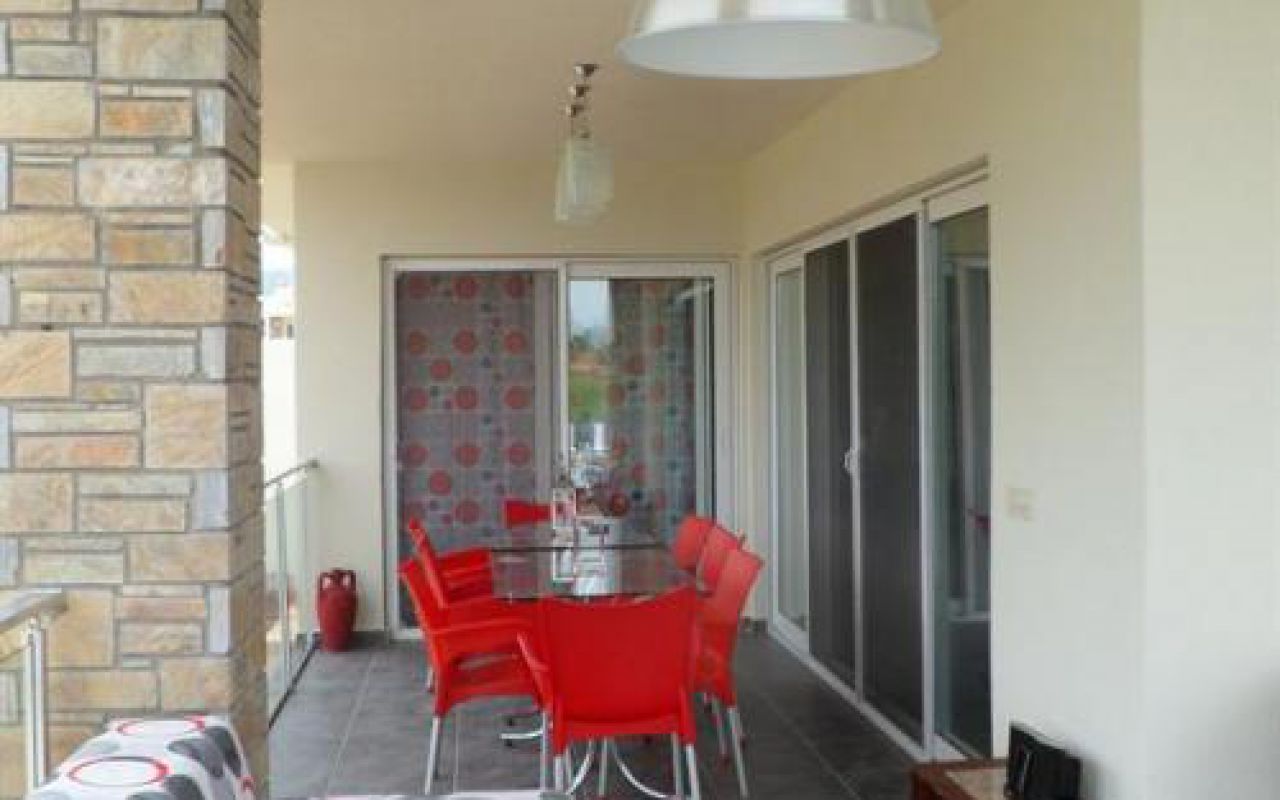 Angel Villa